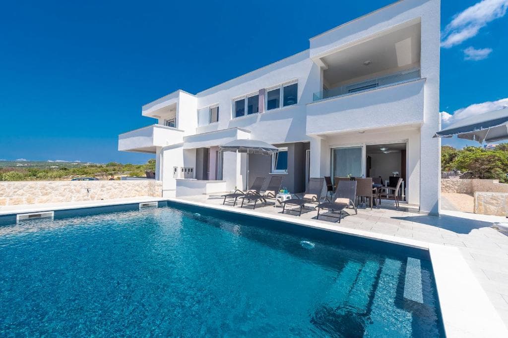 Villa Adria — alloggio a Novalja, Zrce Beach